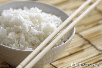 ​高压锅煮饭响后几分钟(高压锅响了马上关小火吗)