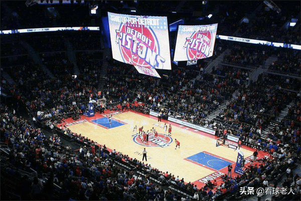 篮球场地标准尺寸(正规篮球场多少平方米)