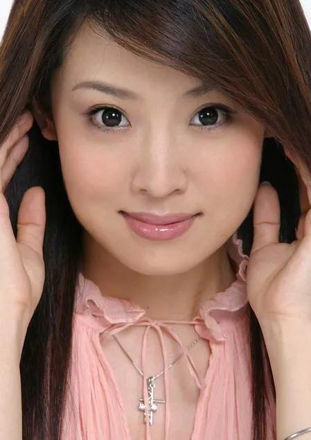 姜昕言，几张绝美照片