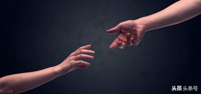 ​该怎么挽留一个人？怎样挽回一个人的心？