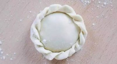 ​如何包饺子又快又好看？9种花样包法，邻居都要抢着学