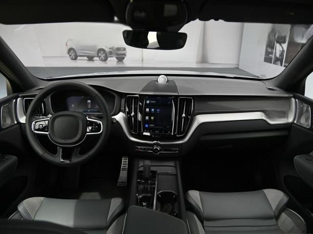 沃尔沃XC602022款国VI落地价最低多少钱？沃尔沃XC60报价-
