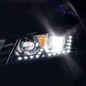 ​车灯改装led大概需要多少钱？轿车led灯多少钱一对