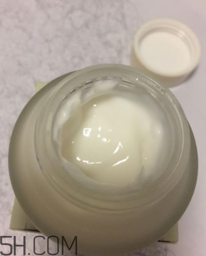 法兰琳卡清透补水霜好用吗_法兰琳卡清透补水霜评测