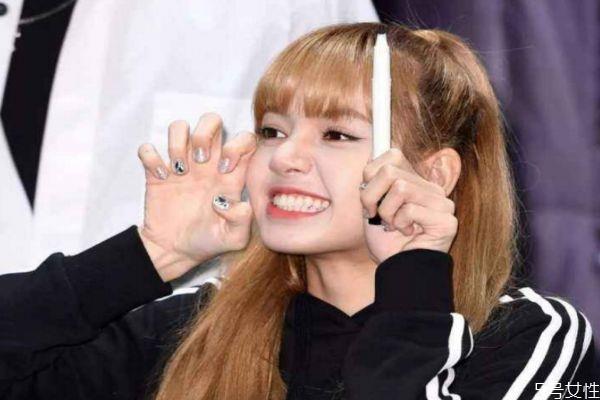 敏感皮肤怎么选择自己的护肤品 敏感皮肤适合什么护肤品 敏感皮肤怎么选择自己的护肤品 敏感皮肤适合什么护肤品