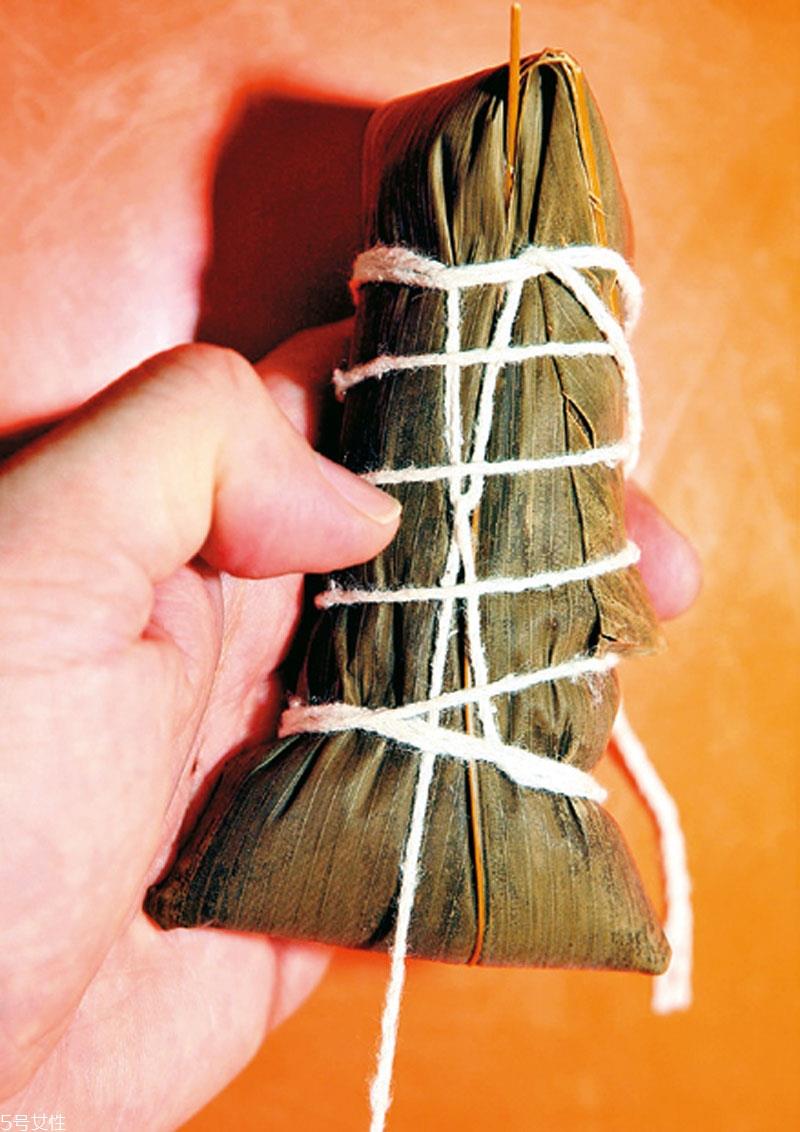 南方粽子和北方粽子的做法和材料 南方粽子和北方粽子的做法和材料