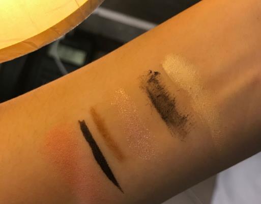 自然堂卸妆水的正确使用方法 自然堂卸妆水的正确使用方法