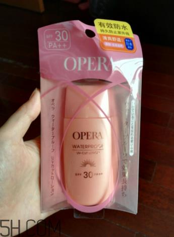 娥佩兰防晒霜是物理防晒还是化学防晒?油不油? 娥佩兰防晒霜是物理防晒还是化学防晒?油不油?