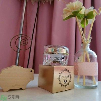 兰研嫩肤膏使用方法 兰研嫩肤膏怎么用 兰研嫩肤膏使用方法 兰研嫩肤膏怎么用