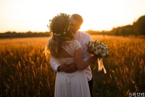 网聊多久会失去新鲜感 网恋话题越来越少怎么办 网聊多久会失去新鲜感 网恋话题越来越少怎么办