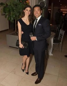 ​绿了！选美皇后瞒着丈夫当应召女郎，5年赚70万美金，并与多人有染……