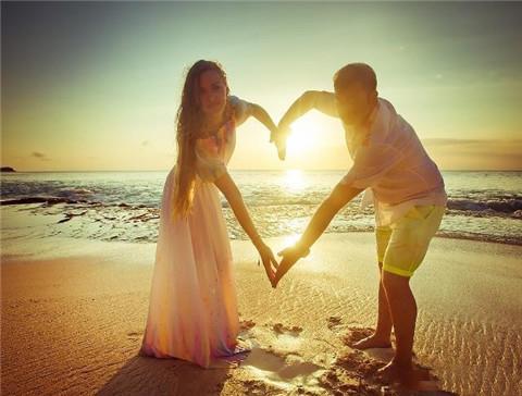 女朋友和她老爸吵架,如何处理?