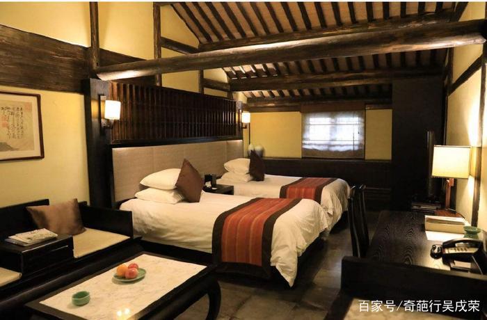 女子宾馆房间洗澡,陌生男子突然闯入,女子:我被“一览无遗”!