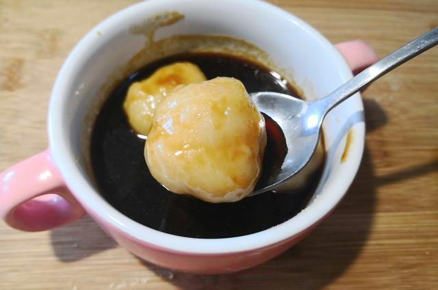 红糖糍粑四川经典小吃,制作简单一看就会,软糯甜蜜好味道!