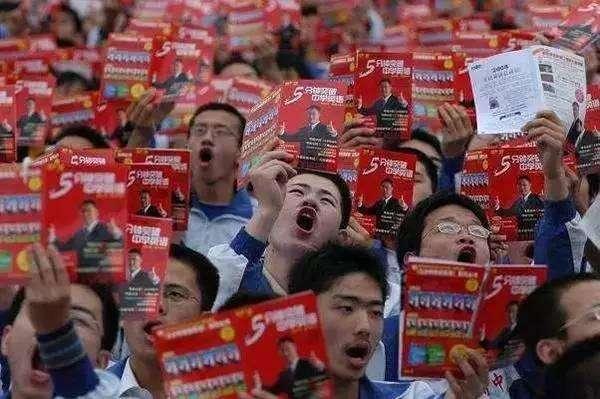 衡水中学这种教育方式到底是害了孩子还是帮了孩子?