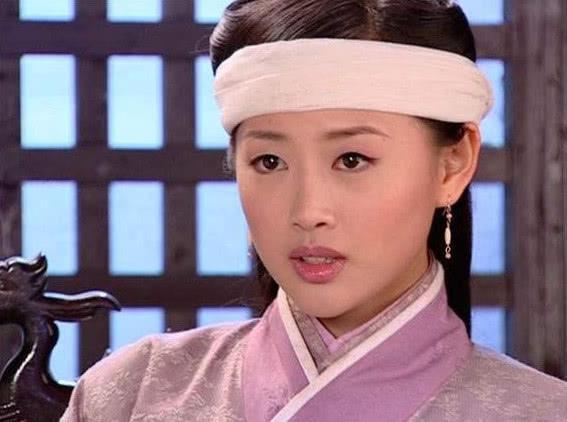 单眼皮最好看的女星，被称最美“卫子夫”，今嫁富豪生二子，幸福