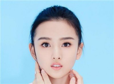 ​白羊座女生喜欢一个人的表现，这4个样子竟然是暗恋