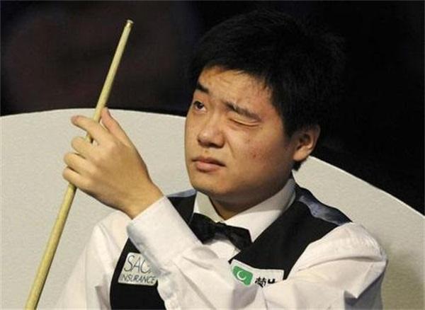 丁俊晖老婆不仅长得旺夫而且持家有度已让小丁成功当爹!