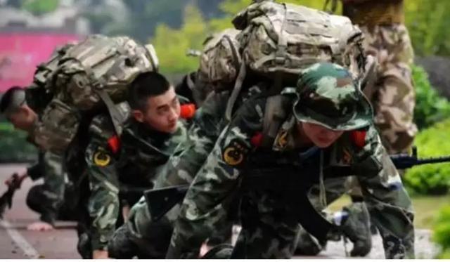 父亲被判过刑，孩子可不可以当兵？其中答案你能猜到吗