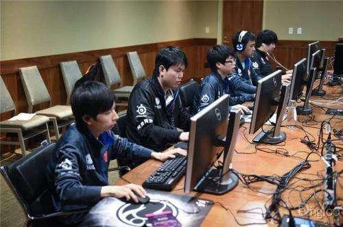 ig夺冠一代人眼中的丧志玩物得以证明,王思聪把电竞搞成比赛狂欢
