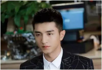 ​金瀚1条隐私被曝光，网友：说好的妹妹，怎么亲上了