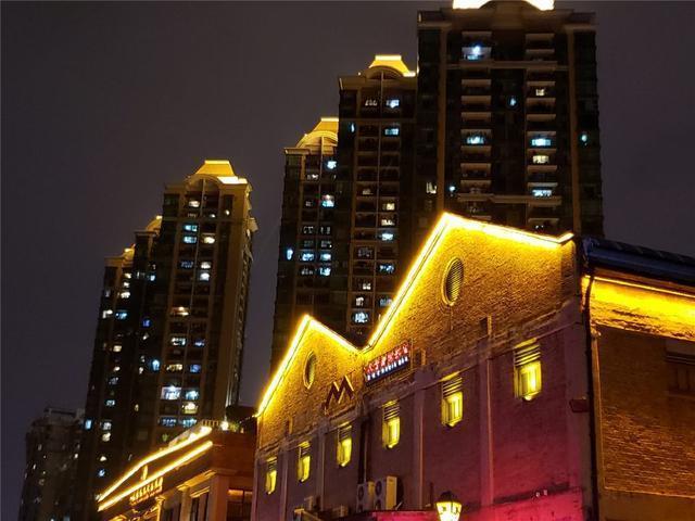 三星A9s测评：全球首款四摄手机，实力究竟如何？