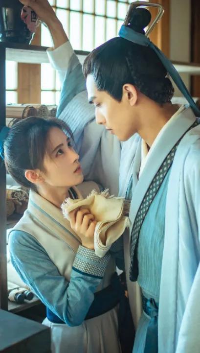 漂亮书生成员身高,宋威龙1米85,毕雯珺1米87,鞠婧祎:难为大家