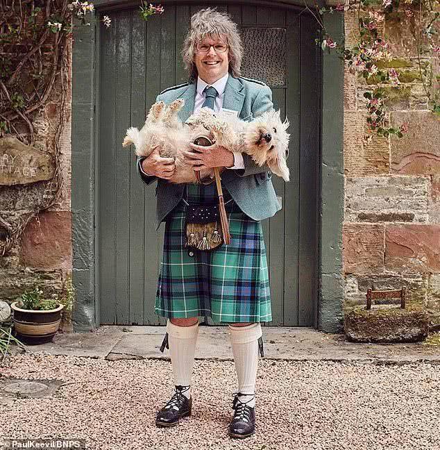 英国有种狗比大熊猫的数量还稀少，生一窝小狗价值上万