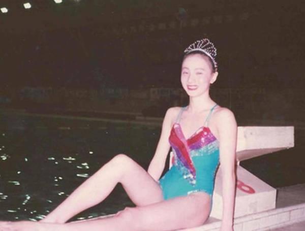 段奕宏和小陶虹回家过年，曾自爆暗恋她，网友：不在一起太可惜了