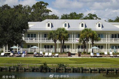 ​比伯海莉婚礼场地曝光，现场整体以小清新为主