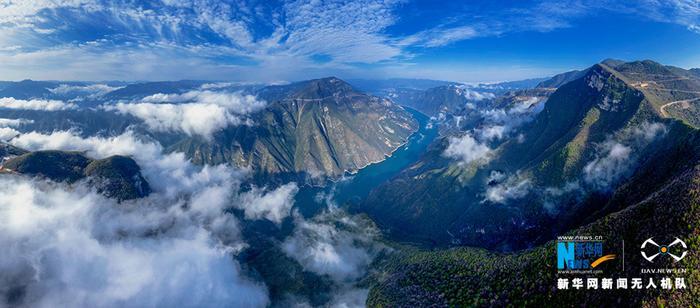 巫山机场通航：神女应无恙 当惊世界殊