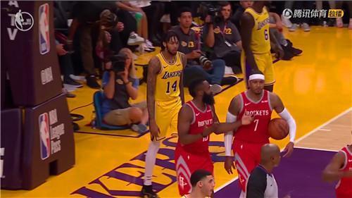 保罗隆多打架! 有谁注意英格拉姆这个动作, 太脏了, 活该被罚出场