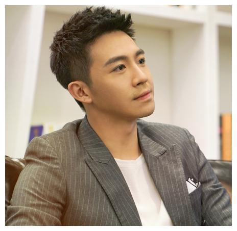 倾城时光火了,男主金翰火了,剧中未露面的她也火了