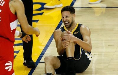 ​汤普森韧带撕裂！这伤有多惨？罗斯难返巅峰，黄曼巴悲情退役