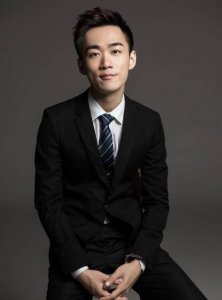 ​不求人的真名叫游鹏,冷宴华的真名叫郭东,得知鲨鱼真名,打扰了