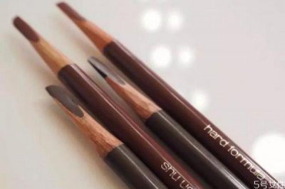 ​眉笔使用时为什么要削成扁的 眉笔潮了要如何处理