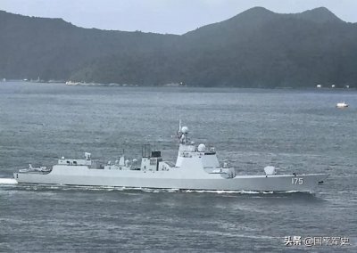​052D型驱逐舰：除了防空对海打击以外，反潜性能也异常出色