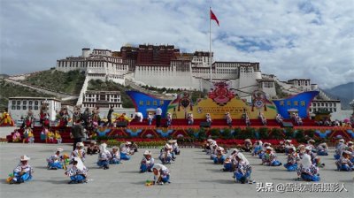 ​你知道第五套人民币50元纸币背面风景图案是哪里？马上拿出来对比