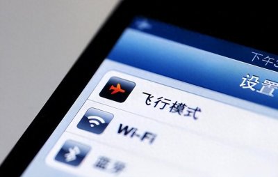 ​手机开启“飞行模式”有啥用？看完这3个用途，涨知识了