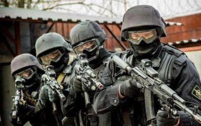 ​行走在黑夜与光明之间，7本好看的雇佣兵类型小说推荐