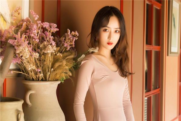 男生最经不起哪种女生撩 女生撩男生的必杀动作