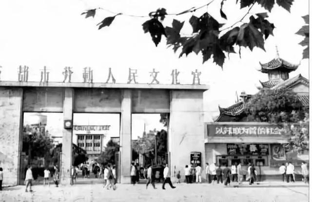 太升南路30年,从辉煌到落寞的变迁。