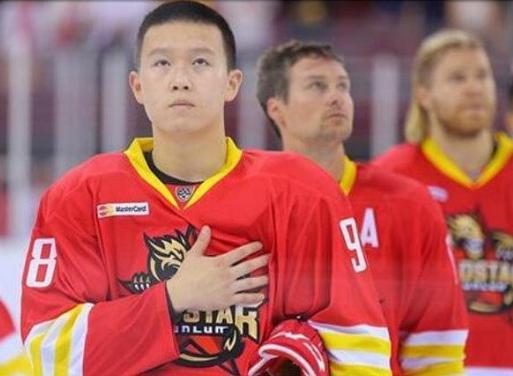 曾对儿子不闻不问,今儿子年薪百万,却说宋丹丹儿子巴图是他的痛