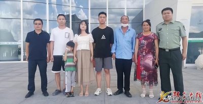 ​我县欢送景阳籍空军飞行学员祝凯奔赴军营