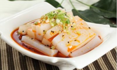 ​自制凉粉多久可以凝固 黑凉粉和白凉粉有什么区别