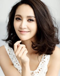 ​张歆艺：3段感情2次婚姻，跟前夫的婚礼还邀请了二婚丈夫袁弘