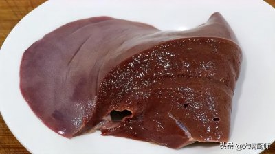 ​炒猪肝想好吃，有2个关键，大厨教你技巧，滑嫩鲜香，干净没腥味
