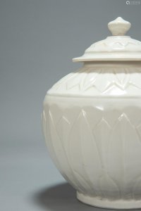 ​定窑：中国古代陶瓷的瑰宝