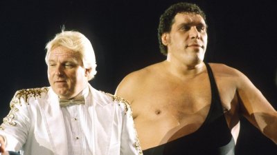 ​50张WWE最具纪念意义的摔角狂热照片！