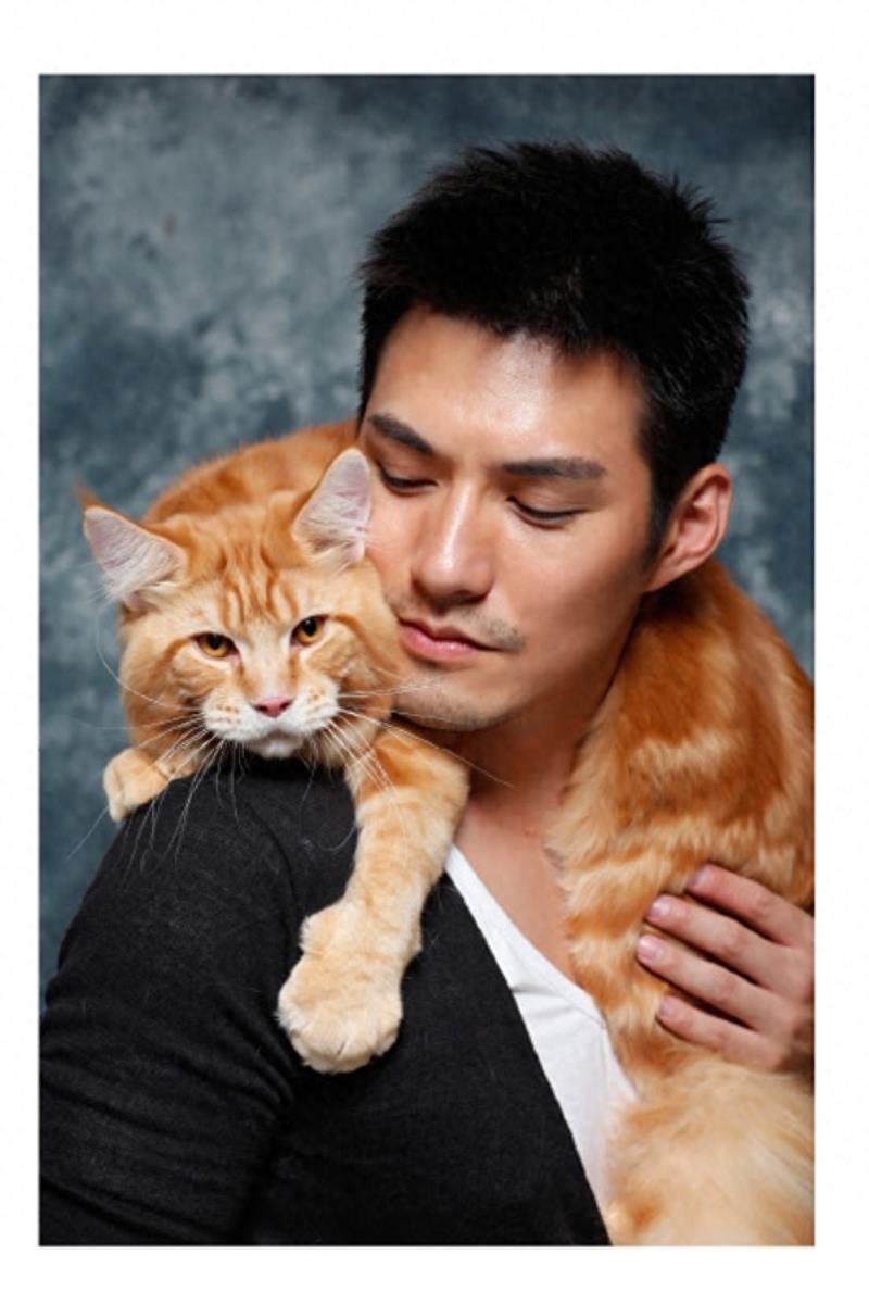 中国内地男星严屹宽